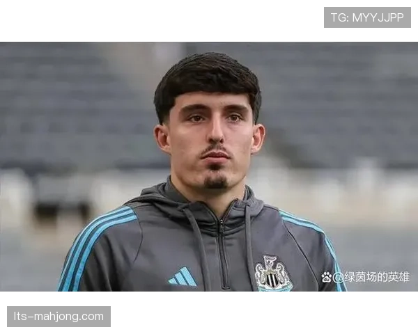 曼城计划今夏签下纽卡后卫利夫拉门托，填补沃克离队后右路空缺